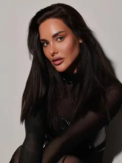 Eliana photo 4