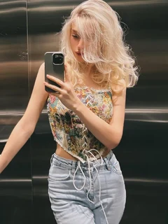 Laura photo 4